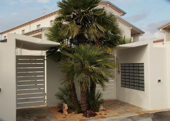 Cala Blu Con Piscina-centralissimo